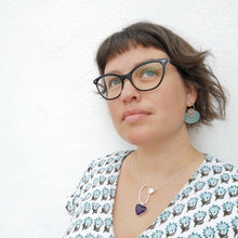Carregueu la imatge al visualitzador de galeria,Penjoll de plata amatista amb cadena.