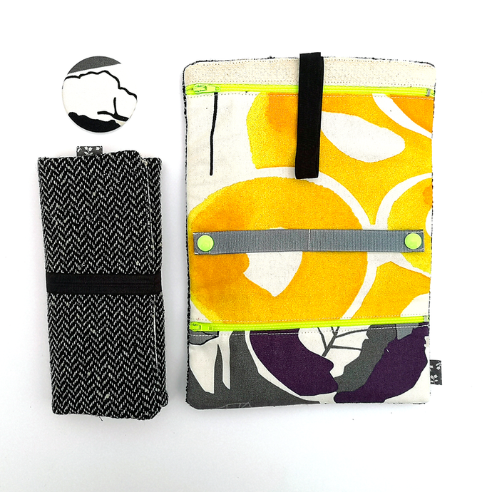 Padded Travel jeweler with matching pocket mirror - black wool