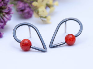 Pendientes de plata coral rojo, pendientes pequeños de perlas pendientes minimalistas oxidados de piedra natural