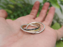 Cargue la imagen en el visor de la Galería,Fidget anillo de plata anillo de rompecabezas entrelazado anillo de bodas triplete de plata y latón