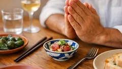 Qué significa itadakimasu y cómo decirlo en inglés sin sonar raro