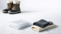 El truco de la bolsa de plástico para acabar con los pies fríos en invierno